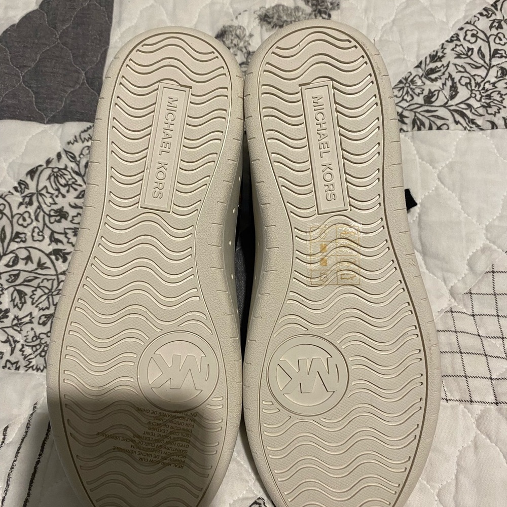 MICHAEL KORS Kai Leopard Print Calf Hair Sneaker MSRP: $195
Size 6M - Picture 6 of 7